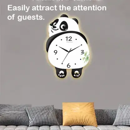PandaTime™ светещ стенен часовник с танцуваща панда
