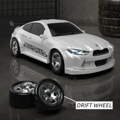 DriftRacer™ мини дистанционно управление на играчка за дрифт автомобил