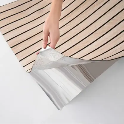 WoodyPanel™ seinakleebis puidust paneeli imitatsiooniga – 10 m x 60 cm (6 m²)