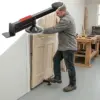 SwiftLift™ sollevatore per porte girevoli e pannelli