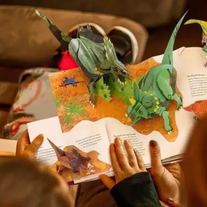 DinoPop™ enciclopedia dei dinosauri 3D pop-up