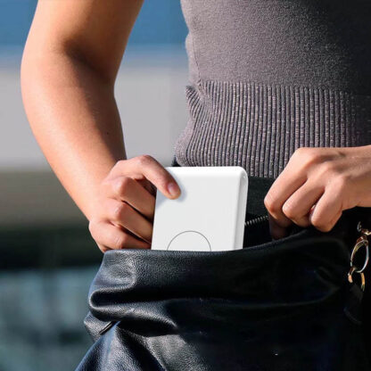 Caricabatterie wireless e multiporta MultiCharge