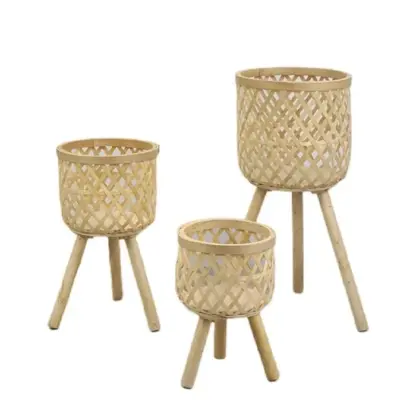 RattanBloom™ lauko stovintys rotango gėlių vazonai