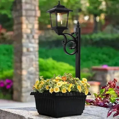 BloomLamp™ puķu pods ar saules laternu