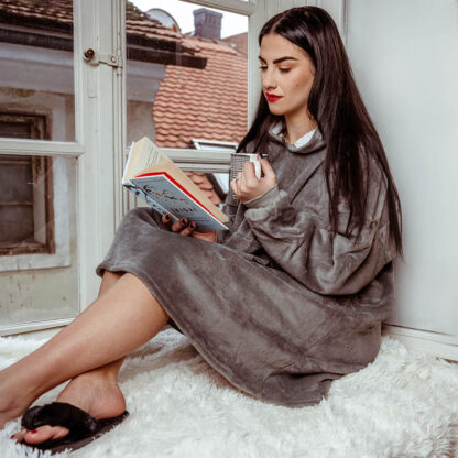 Fleece deken met mouwen SnugHug