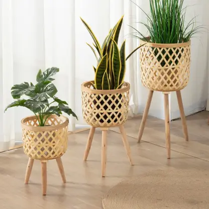 RattanBloom™ stojące donice z rattanu