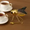 BeeJar™ dizajn posude za med u obliku pčele sa kašičicom